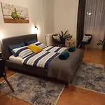 Panoramas Modern Lakas A Toertenelmi Belvarosban Daire Debrecen