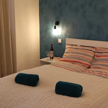 Apartament Panoramas Modern Lakas A Toertenelmi Belvarosban Debreczyn