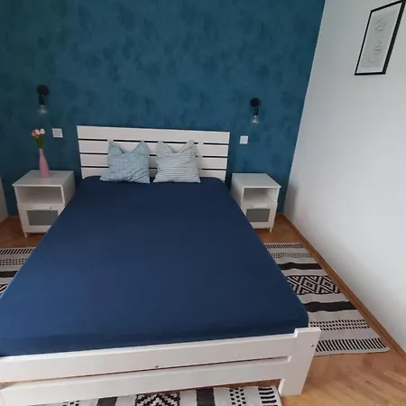 Panoramas Modern Lakas A Toertenelmi Belvarosban * Debrecen